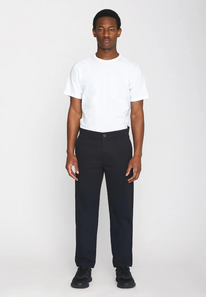 CHUCK regular chino twill pants Black Jet - Knowledge Cotton Apparel - HERREN | Chinos & Hosen | Chinos