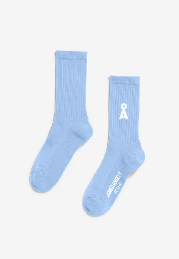 SAAMUS BOLD SOCKS wedgwood - ARMEDANGELS - NEU