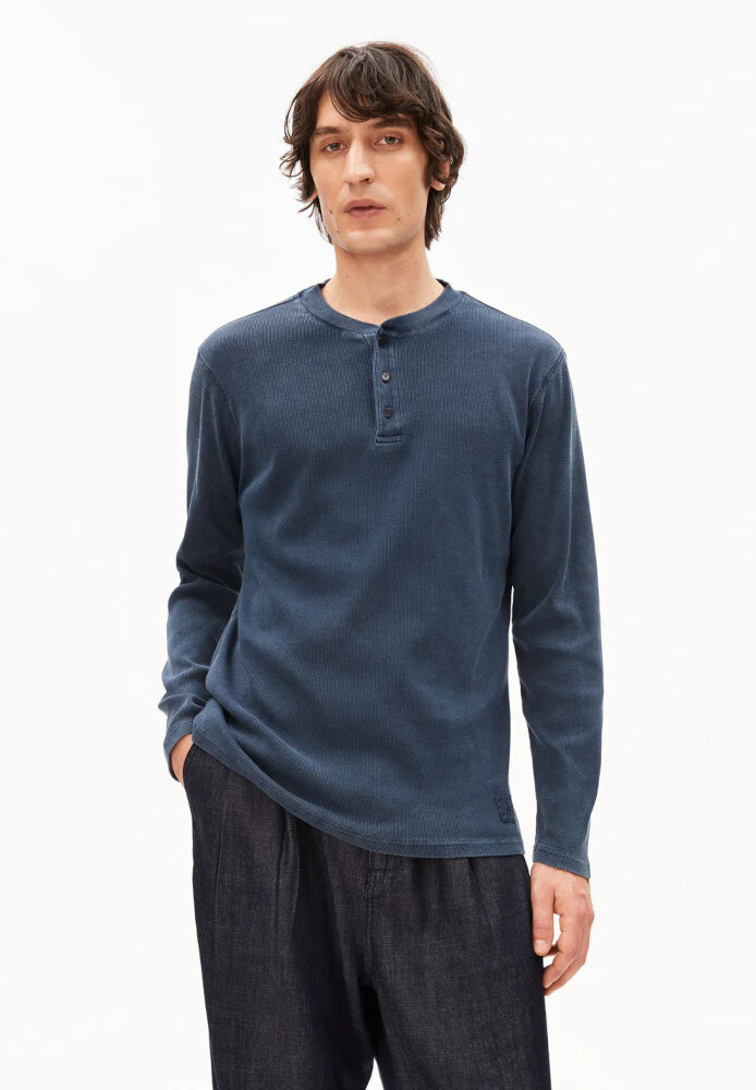 HENLY GMT DYE LONGSLEEVE night sky washed - ARMEDANGELS - HERREN | Longsleeves