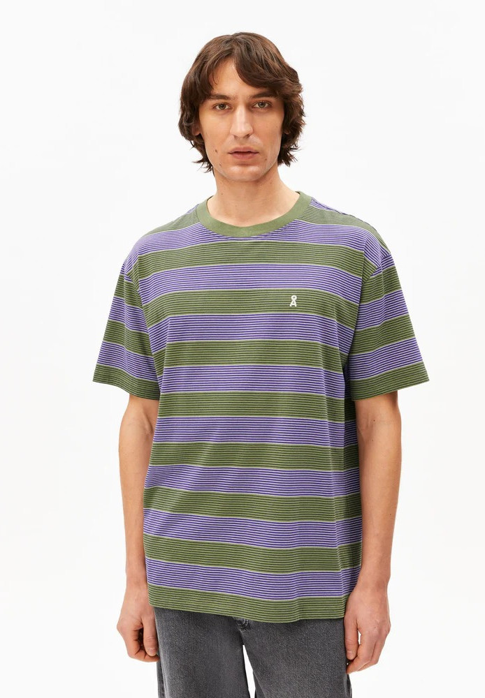 MAARKOS MULTI STRIPES T-SHIRT pungent purple-fatigue green - ARMEDANGELS - HERREN | T-Shirts | Unifarben & Streifen