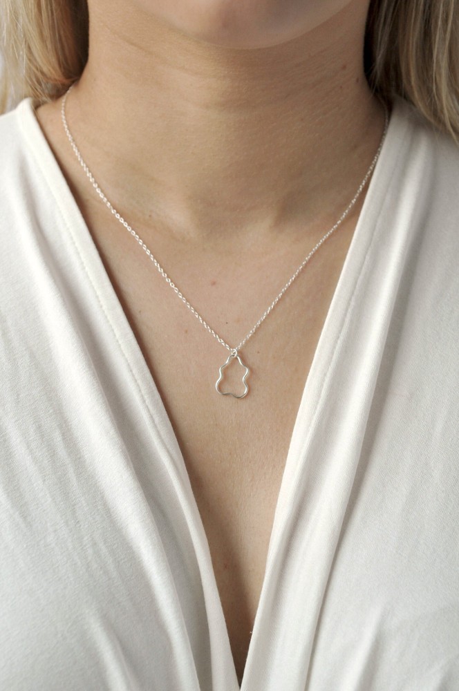 Small Curvy Silver Pendant Necklace