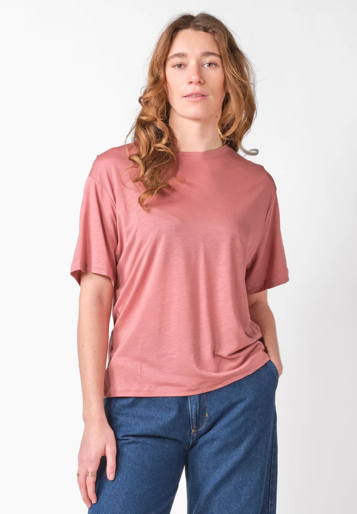 Maren tee Faded rose - Klitmøller Collective - DAMEN | SALE