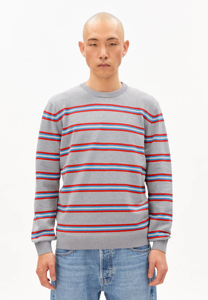LOUKAA FINE STRIPE SWEATER silver melange-mars red-light wave-oatmilk - ARMEDANGELS - HERREN | Pullover & Cardigans